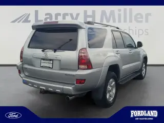 Toyota 4Runner 2005 Limited 4WD 4dr SUV w/V6
