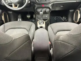 Jeep Renegade 2017 4x4 Latitude 4dr SUV