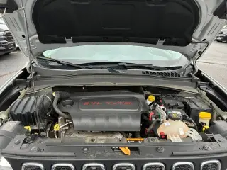 Jeep Renegade 2017 4x4 Latitude 4dr SUV