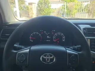 Toyota 4Runner 2020 4x4 SR5 4dr SUV
