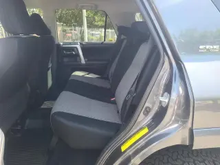 Toyota 4Runner 2020 4x4 SR5 4dr SUV