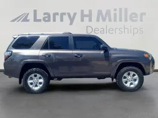 Toyota 4Runner 2020 4x4 SR5 4dr SUV