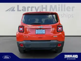 Jeep Renegade 2019 4x4 Latitude 4dr SUV