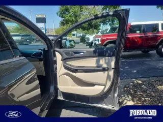 Ford Edge 2021 AWD Titanium 4dr Crossover