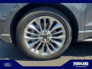 Ford Edge 2021 AWD Titanium 4dr Crossover