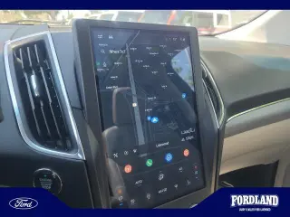 Ford Edge 2021 AWD Titanium 4dr Crossover