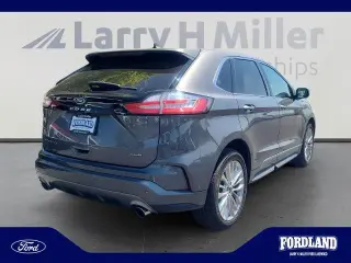 Ford Edge 2021 AWD Titanium 4dr Crossover