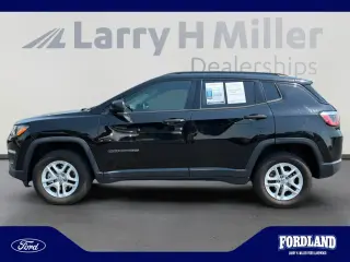 Jeep Compass 2017 4x4 Sport 4dr SUV (midyear release)