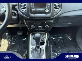 Jeep Compass 2017 4x4 Sport 4dr SUV (midyear release)
