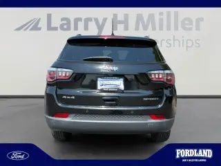 Jeep Compass 2017 4x4 Sport 4dr SUV (midyear release)