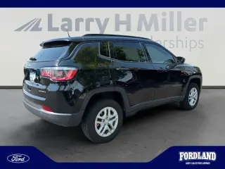 Jeep Compass 2017 4x4 Sport 4dr SUV (midyear release)