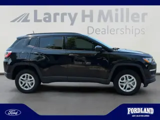 Jeep Compass 2017 4x4 Sport 4dr SUV (midyear release)