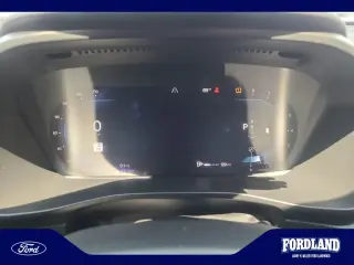 Volvo XC40 2023 AWD B5 Ultimate Dark Theme 4dr SUV