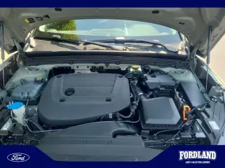 Volvo XC40 2023 AWD B5 Ultimate Dark Theme 4dr SUV