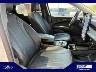 Ford Mustang Mach-E 2024 AWD Premium 4dr SUV