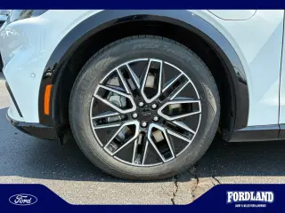 Ford Mustang Mach-E 2024 AWD Premium 4dr SUV
