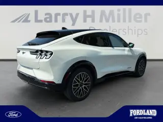 Ford Mustang Mach-E 2024 AWD Premium 4dr SUV