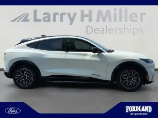 Ford Mustang Mach-E 2024 AWD Premium 4dr SUV