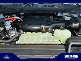 Ford F-150 2021 4x4 XL 4dr SuperCrew 6.5 ft. SB