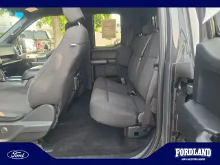 Ford F-150 2017 4x4 Lariat 4dr SuperCab 8 ft. LB