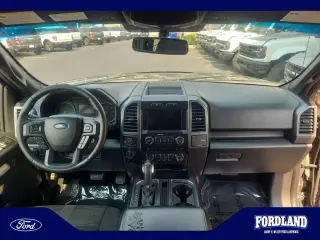 Ford F-150 2017 4x4 Lariat 4dr SuperCab 8 ft. LB