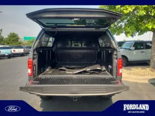 Ford F-150 2017 4x4 Lariat 4dr SuperCab 8 ft. LB