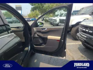 Ford Escape 2020 AWD Titanium 4dr SUV