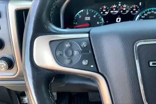GMC Sierra 1500 2018 4x4 Denali 4dr Crew Cab 5.8 ft. SB