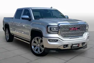 GMC Sierra 1500 2018 4x4 Denali 4dr Crew Cab 5.8 ft. SB