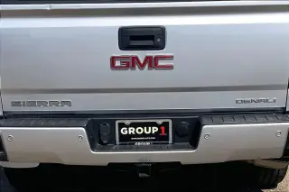 GMC Sierra 1500 2018 4x4 Denali 4dr Crew Cab 5.8 ft. SB