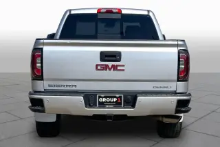 GMC Sierra 1500 2018 4x4 Denali 4dr Crew Cab 5.8 ft. SB