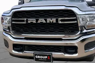 Ram 3500 2023 4x4 Tradesman 4dr Crew Cab 8 ft. LB DRW Pickup