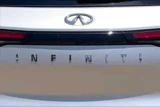 INFINITI QX60 2023 Pure 4dr SUV