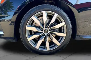 Audi A4 2023 AWD quattro Premium 40 TFSI 4dr Sedan