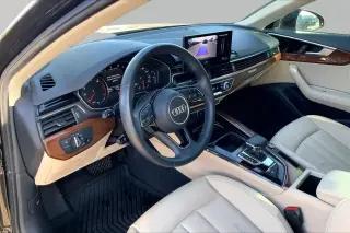 Audi A4 2023 AWD quattro Premium 40 TFSI 4dr Sedan