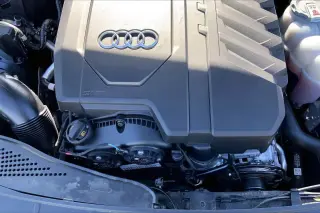 Audi A4 2023 AWD quattro Premium 40 TFSI 4dr Sedan