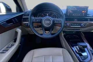 Audi A4 2023 AWD quattro Premium 40 TFSI 4dr Sedan