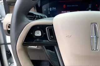 Lincoln Corsair 2024 Reserve 4dr SUV