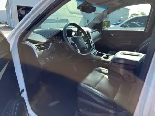 Chevrolet Suburban 2018 4x4 LT 4dr SUV