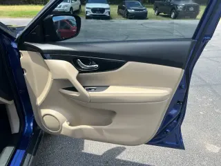 Nissan Rogue 2017 S 4dr Crossover