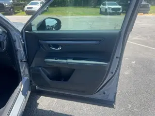 Honda CR-V 2026 LX 4dr SUV