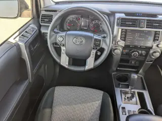 Toyota 4Runner 2024 4x2 SR5 4dr SUV