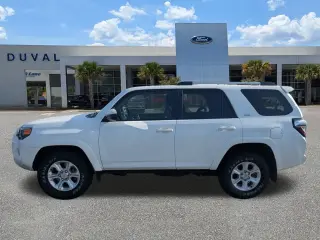 Toyota 4Runner 2024 4x2 SR5 4dr SUV