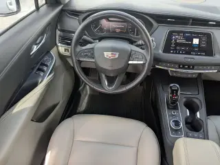 Cadillac XT4 2023 Luxury 4dr Crossover