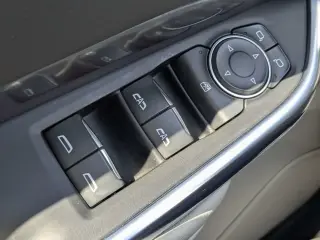 Cadillac XT4 2023 Luxury 4dr Crossover