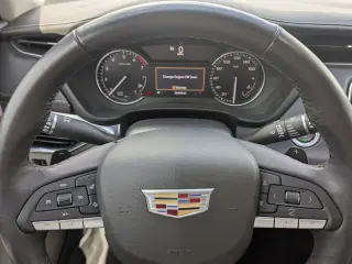 Cadillac XT4 2023 Luxury 4dr Crossover