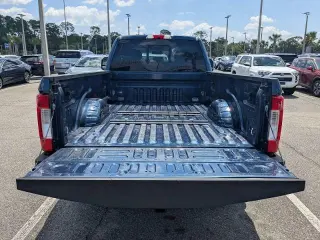Ford F-250 Super Duty 2017 4x2 Lariat 4dr SuperCab 6.8 ft. SB Pickup