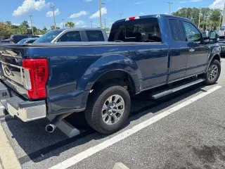 Ford F-250 Super Duty 2017 4x2 Lariat 4dr SuperCab 6.8 ft. SB Pickup