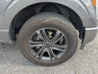 Ford F-150 2022 4x4 Limited 4dr SuperCrew 5.5 ft. SB