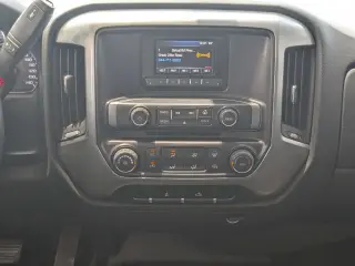 Chevrolet Silverado 2500HD 2015 4x4 LT 4dr Crew Cab SB